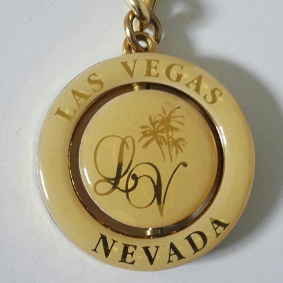 Las Vegas Nevada Enamel/ Gold Keychain - Picture 3 of 8